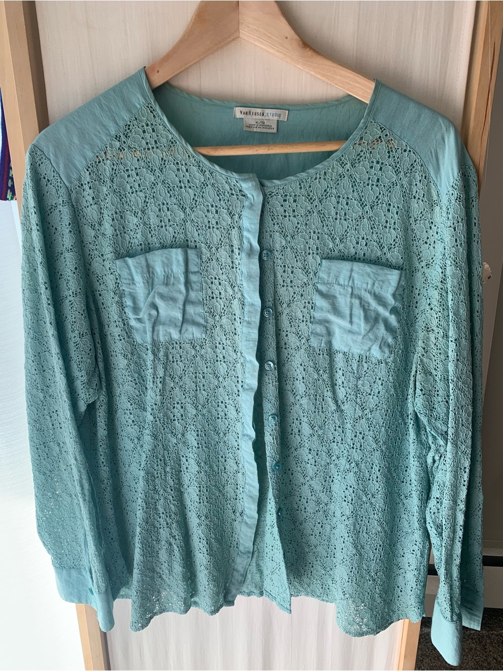 Vintage Lacey Turquoise button down top by Van Heusen XL
